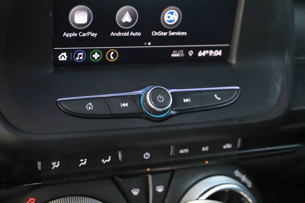 Used 2020 Chevrolet Camaro LT RWD image 22