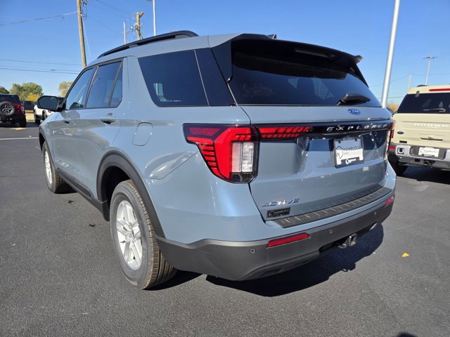 New 2026 Ford Explorer Active image 5