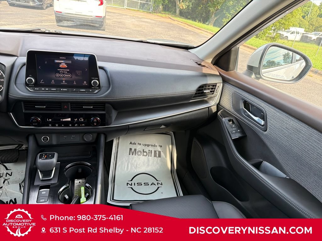 Certified 2023 Nissan Rogue SV FWD image 32