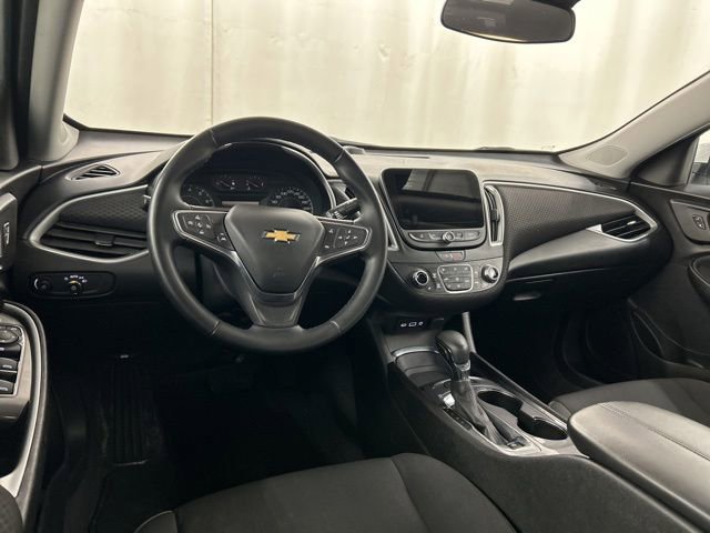 Used 2024 Chevrolet Malibu LT w/ Sport Edition FWD image 21