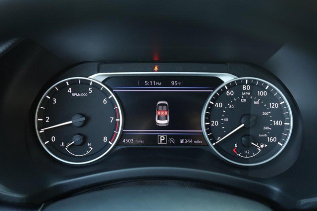 Certified 2025 Nissan Sentra SV FWD image 10