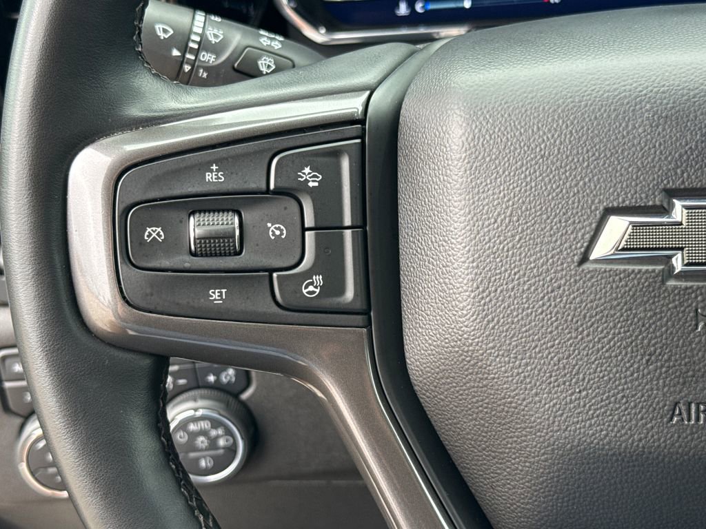 Used 2024 Chevrolet Silverado 2500 ZR2 w/ Technology Package image 17