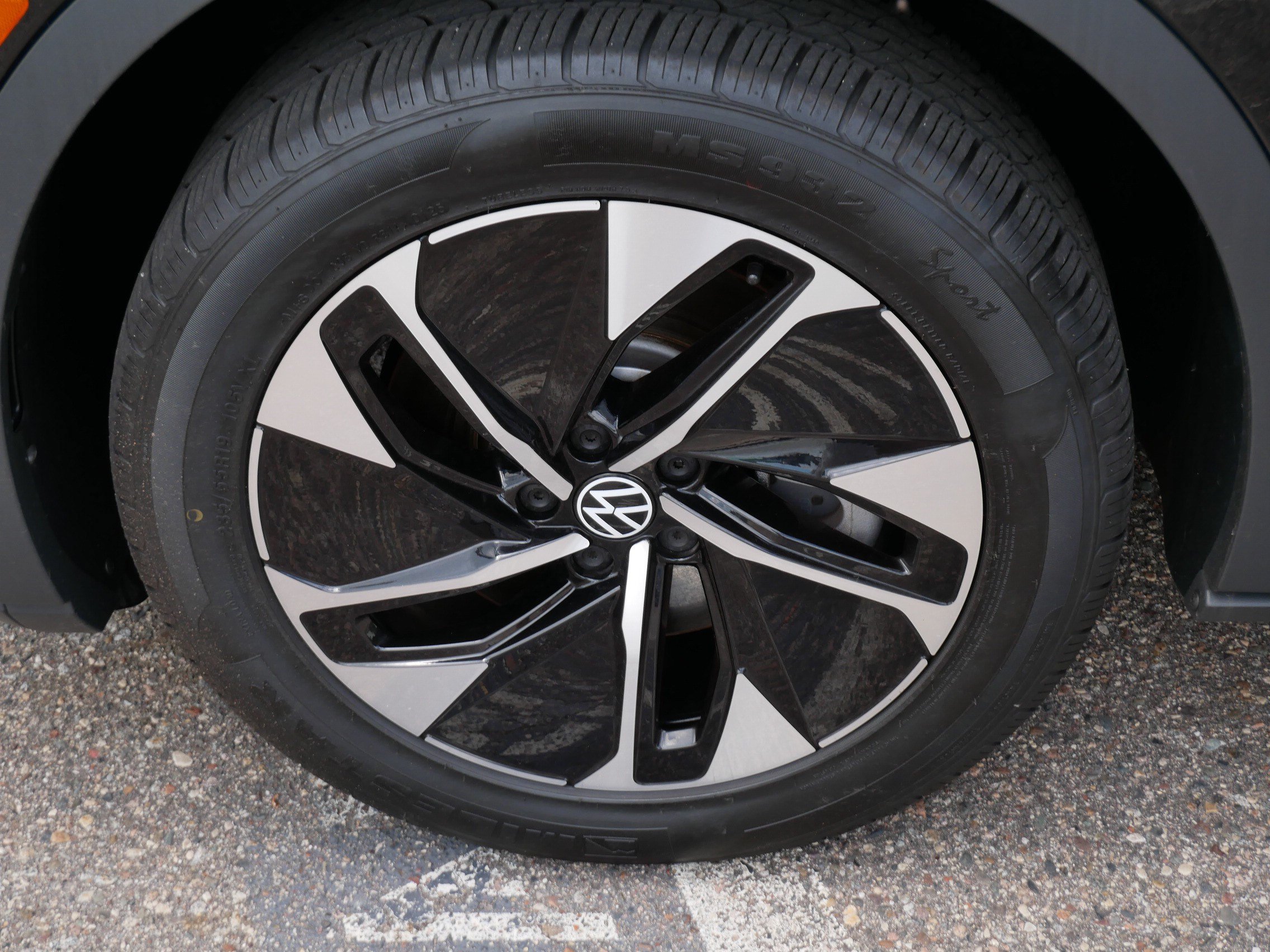 Used 2022 Volkswagen ID.4 Pro AWD/4WD image 15