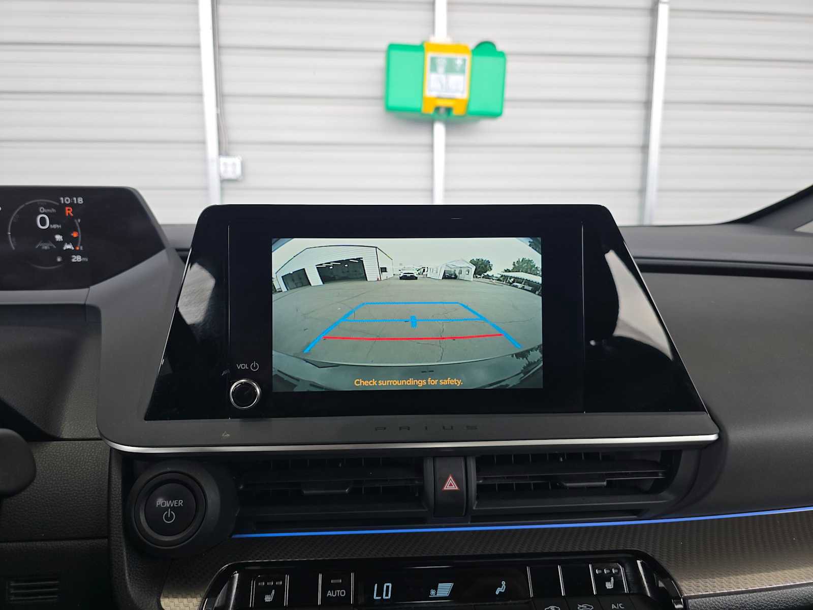 Used 2025 Toyota Prius XLE FWD image 29