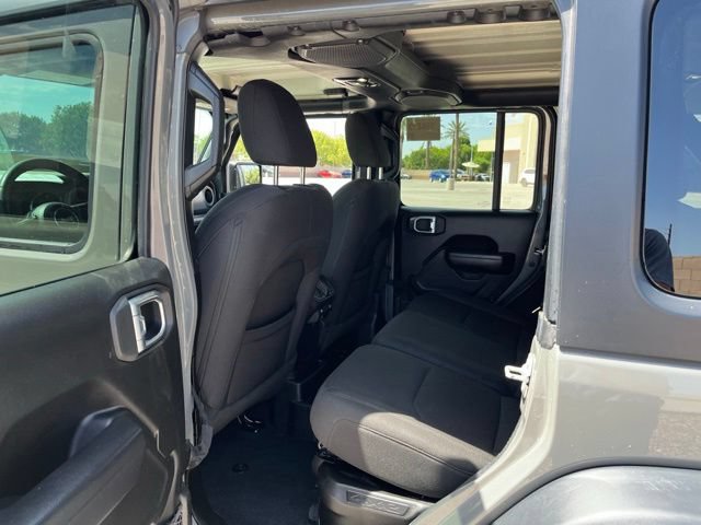 Used 2023 Jeep Wrangler Unlimited AWD/4WD image 11