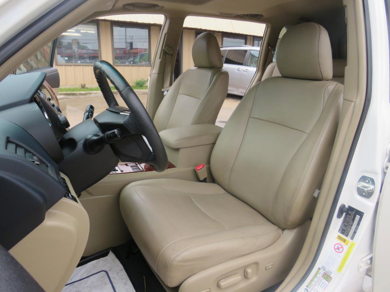Used 2013 Toyota Highlander Limited FWD image 28