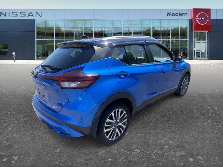 Used 2023 Nissan Kicks SV image 5