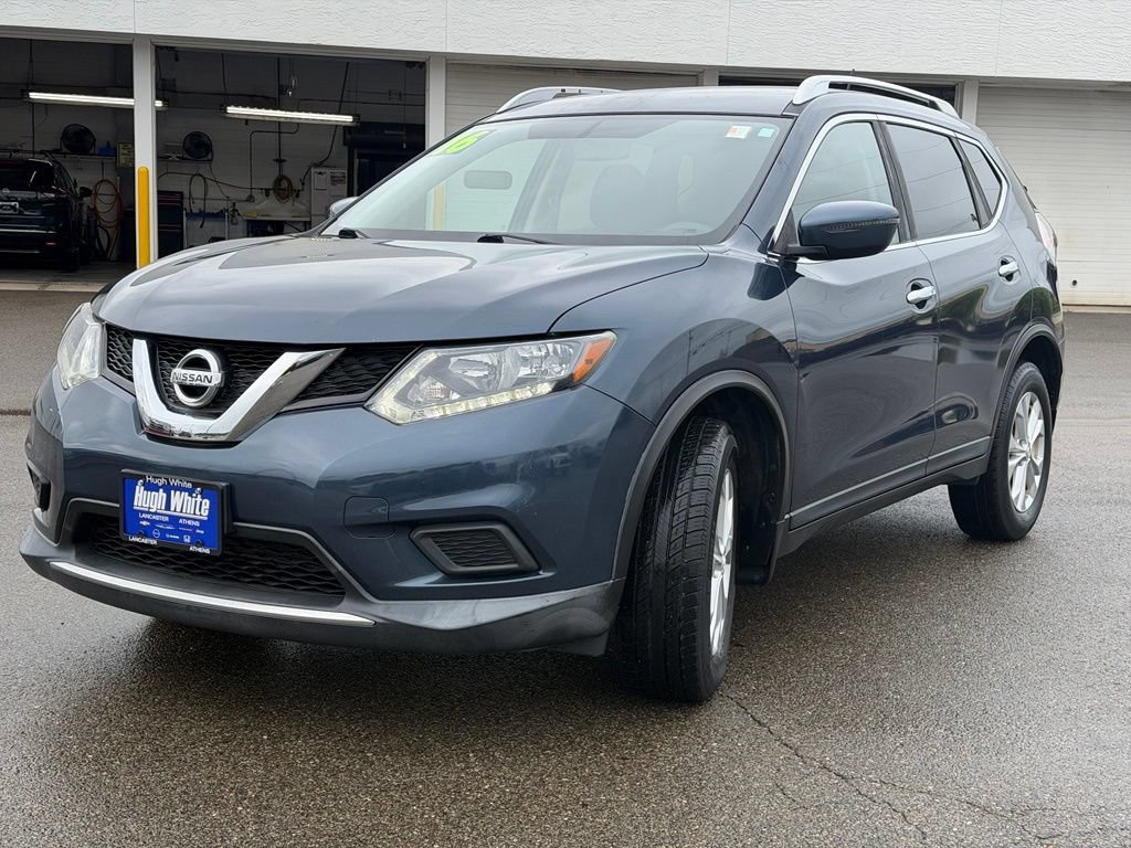 Used 2016 Nissan Rogue SV AWD/4WD image 2