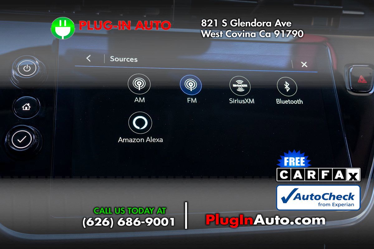 Used 2022 Chevrolet Bolt EUV Premier w/ Sun & Sound Package image 29