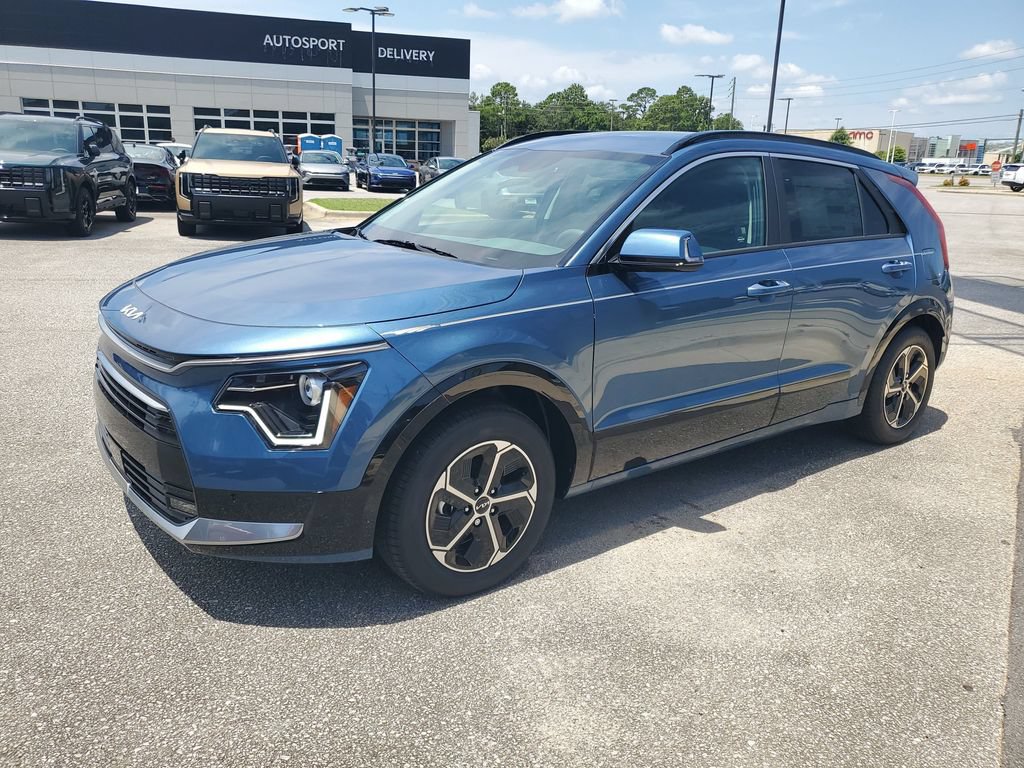 New 2026 Kia Niro FWD image 2