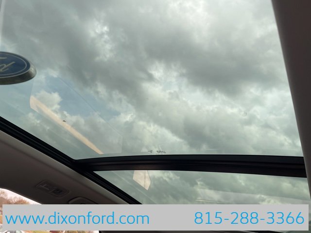 New 2024 Volkswagen Taos SE image 19