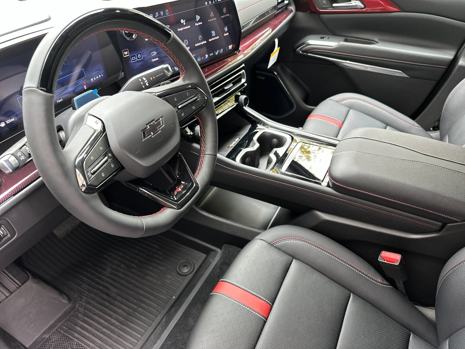 New 2026 Chevrolet Traverse RS w/ LPO, Floor Liner Package image 10