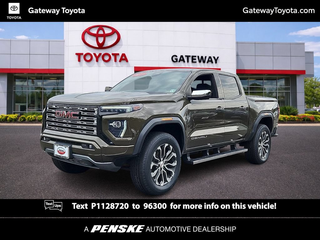 Used 2023 GMC Canyon Denali AWD/4WD image 1