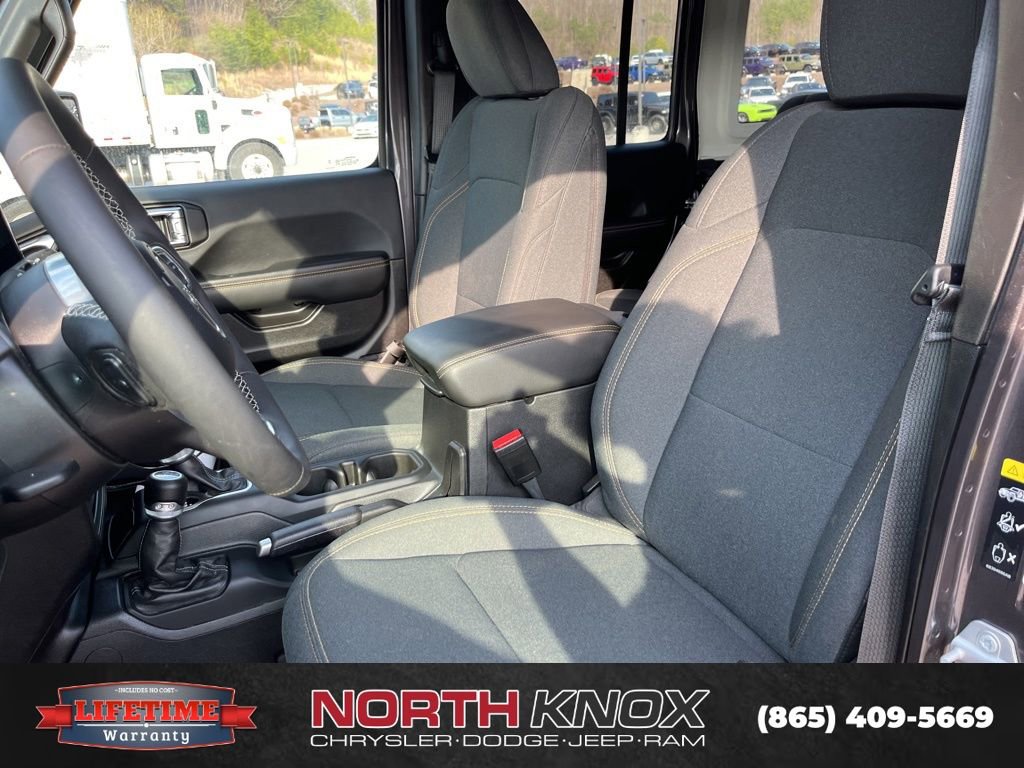 Used 2025 Jeep Wrangler Sahara 4xe w/ Safety Group image 6