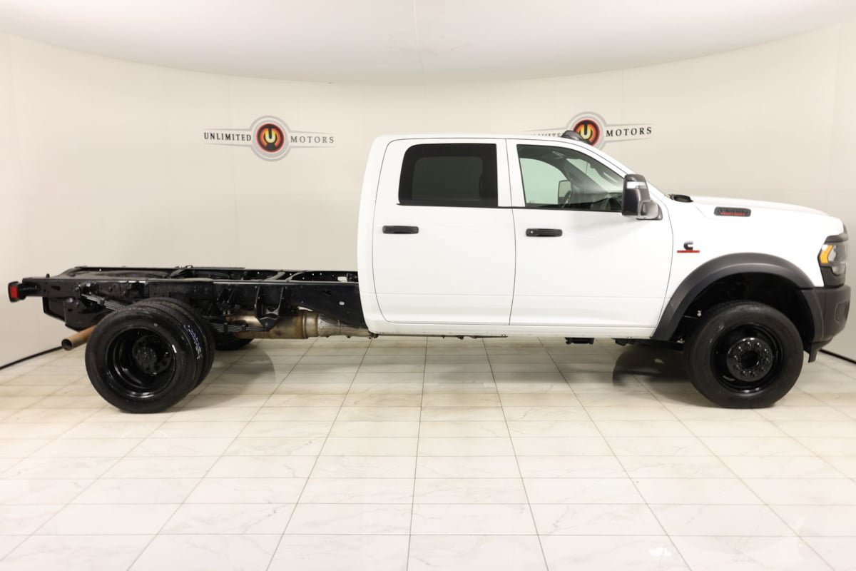 Used 2024 RAM 5500 Tradesman w/ Max Tow Package AWD/4WD image 2