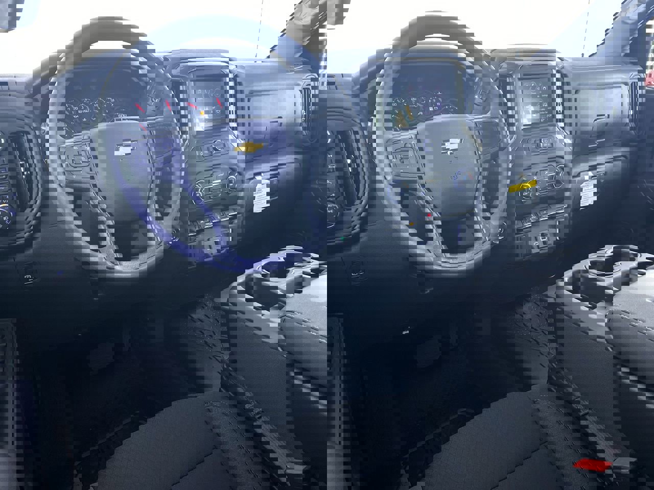 New 2025 Chevrolet Silverado 1500 Custom image 2