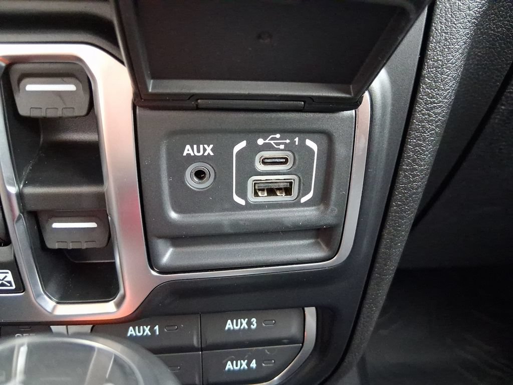 New 2026 Jeep Wrangler Unlimited Rubicon AWD/4WD image 15