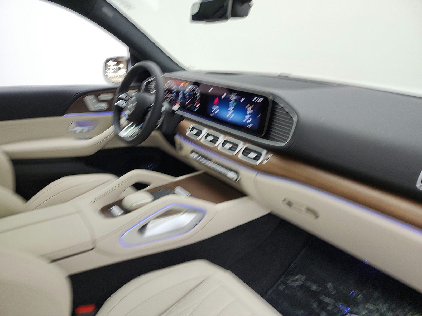New 2026 Mercedes-Benz GLS 63 AMG 4MATIC image 15