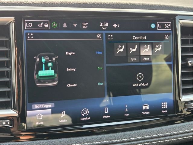 Used 2024 Chrysler Pacifica Limited FWD image 28
