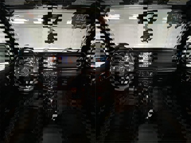 Used 2023 Jeep Wrangler Unlimited Sahara image 20