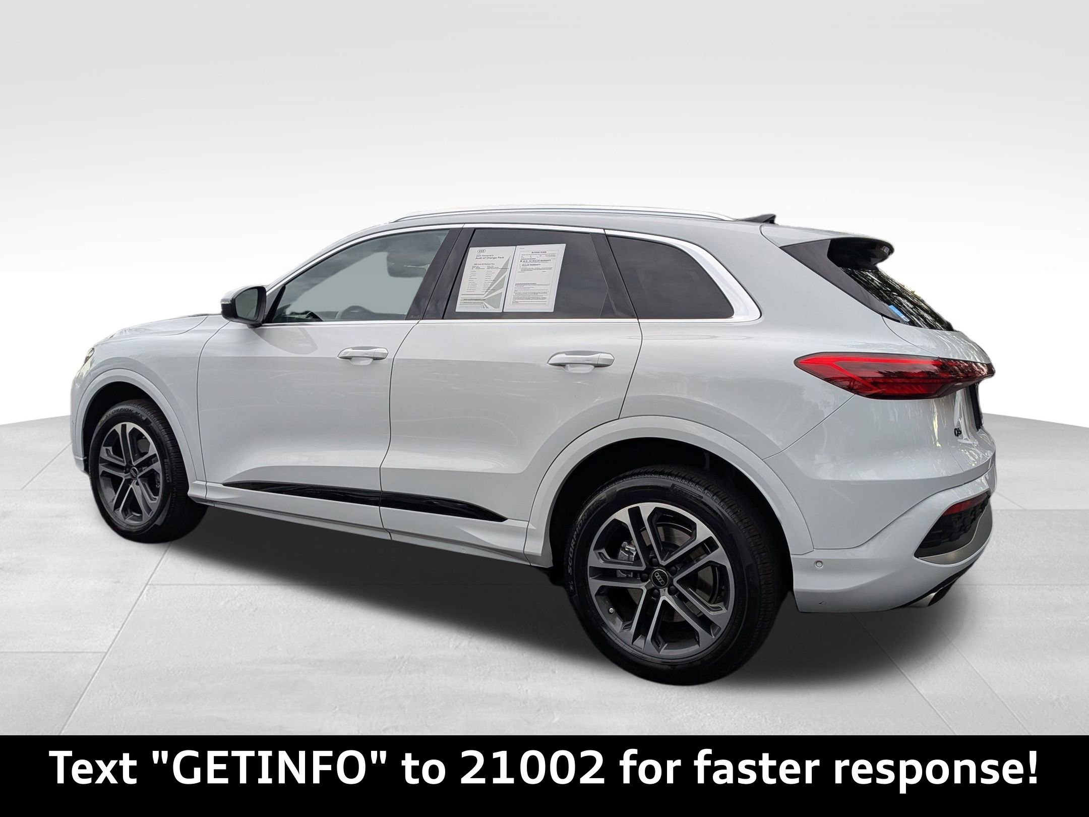 Used 2025 Audi Q5 Premium Plus w/ Premium Plus image 6