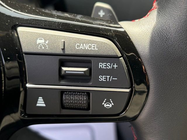 Certified 2025 Honda Pilot Black Edition image 19