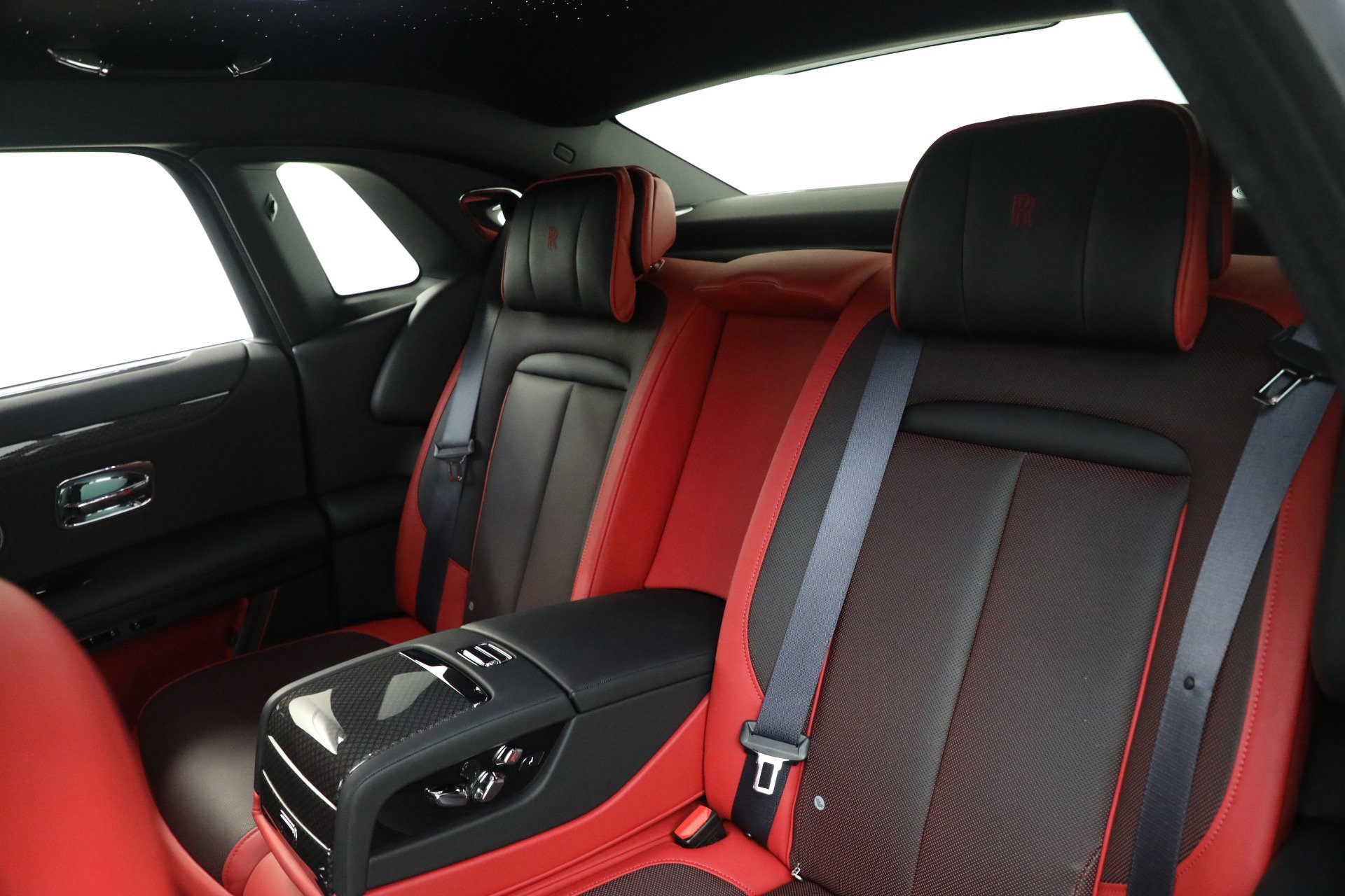 New 2025 Rolls-Royce Ghost Black Badge image 29