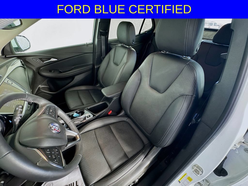 Used 2022 Buick Encore GX Essence FWD image 23