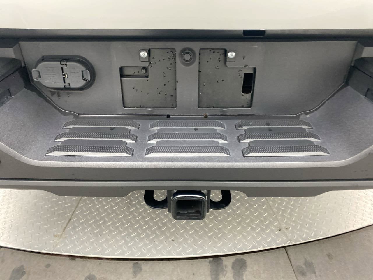 Used 2024 Toyota Tundra Platinum w/ TRD Off-Road Package AWD/4WD image 26