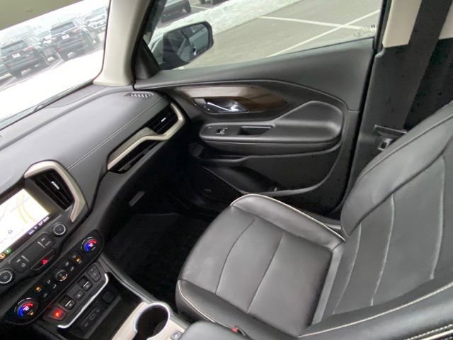 Used 2019 GMC Terrain Denali w/ Advanced Safety Package image 27