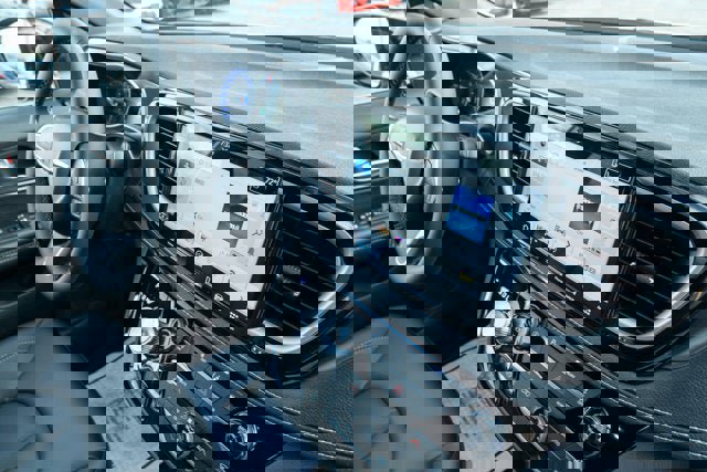 New 2026 Chrysler Pacifica Select image 40