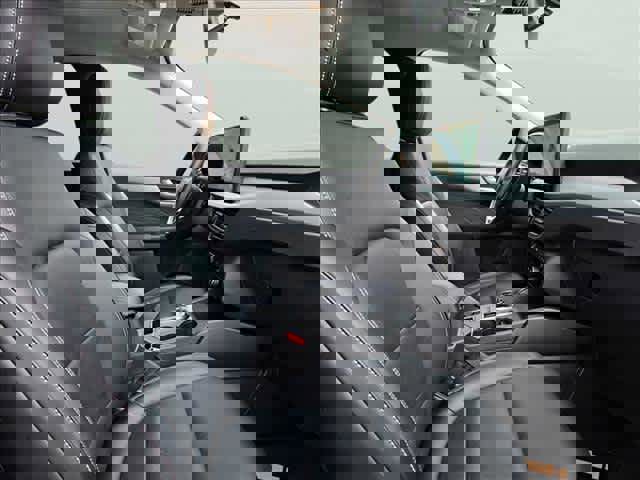 Used 2025 Ford Escape Platinum image 23