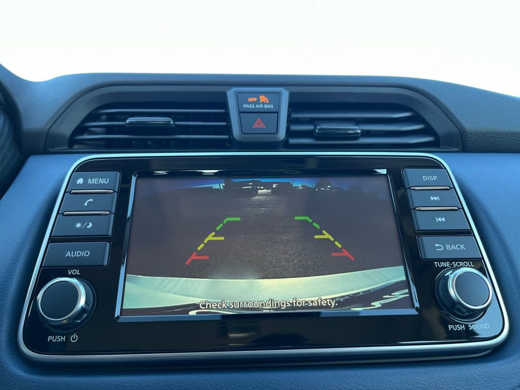 New 2025 Nissan Versa SV image 9