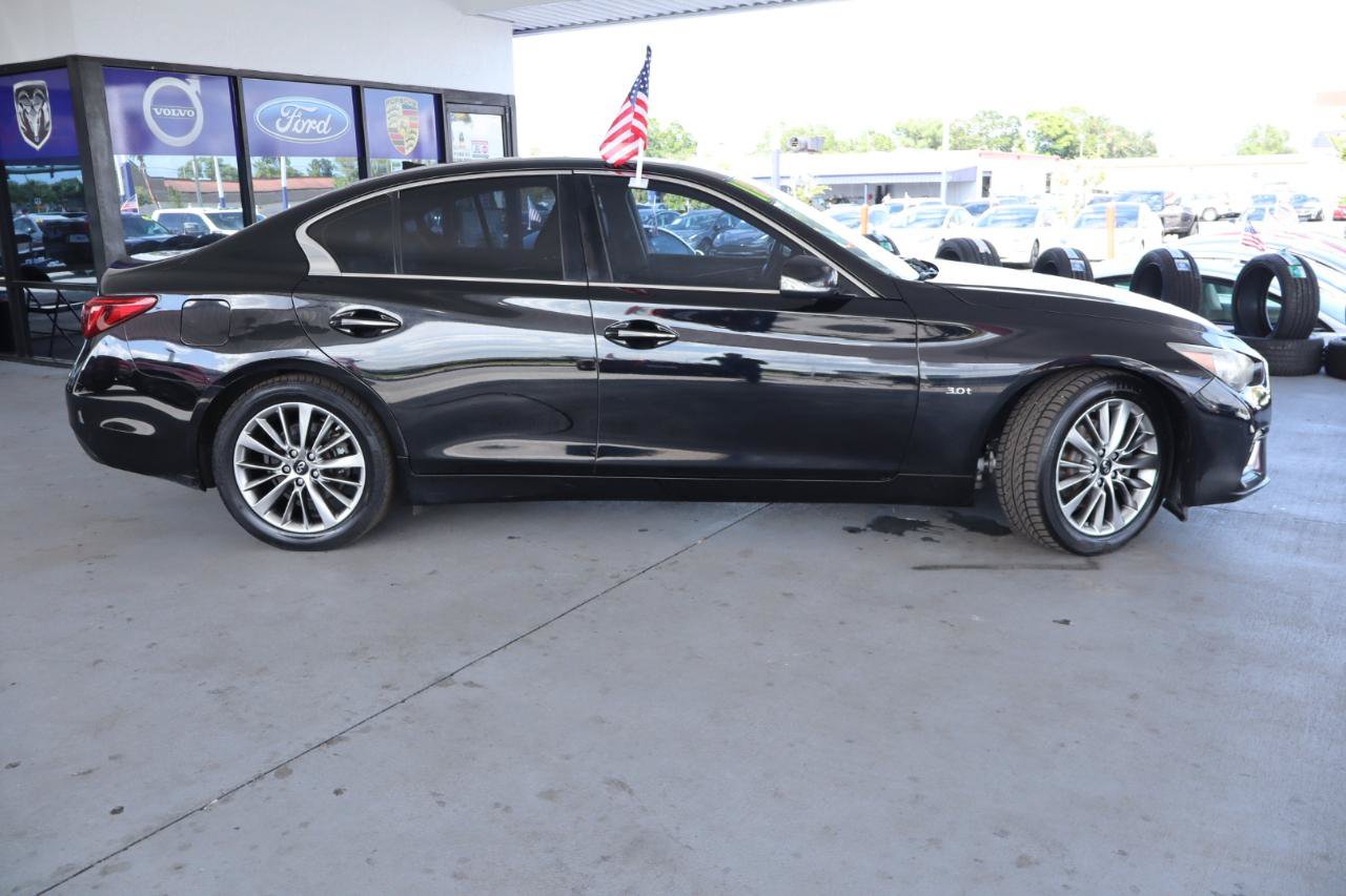 Used 2018 INFINITI Q50 Luxe RWD image 6