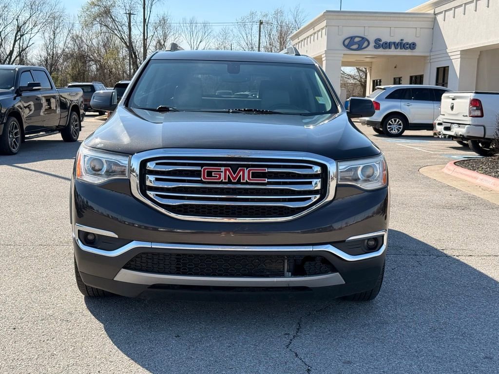 Used 2018 GMC Acadia SLT image 2