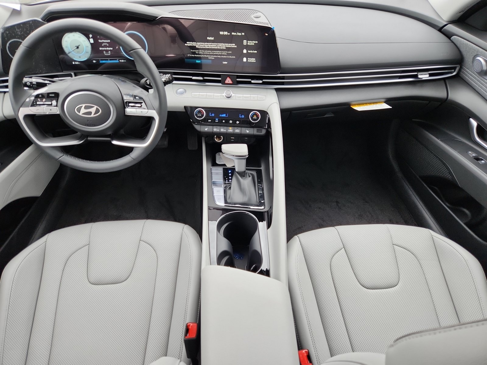 New 2026 Hyundai Elantra Limited FWD image 20