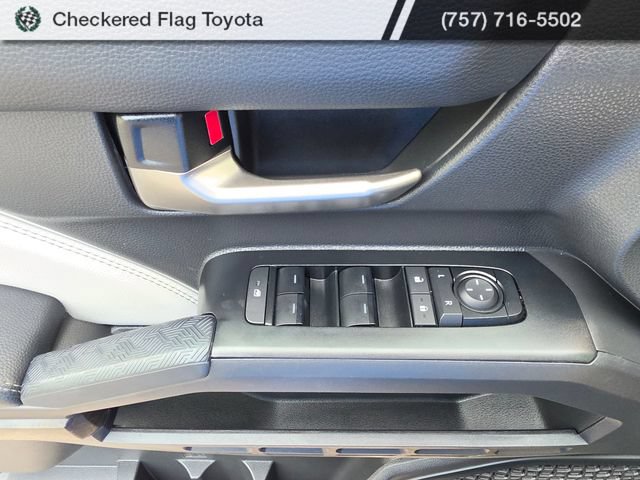Used 2024 Toyota Tacoma Limited w/ Limited Package (LT) AWD/4WD image 22