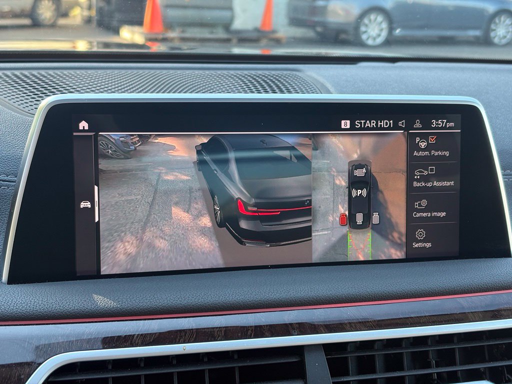 Used 2020 BMW 740i xDrive w/ Premium Package AWD/4WD image 56