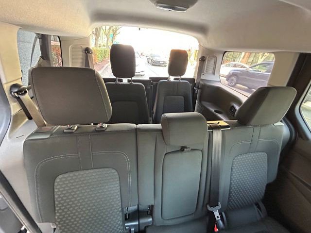 Used 2021 Ford Transit Connect XLT image 30