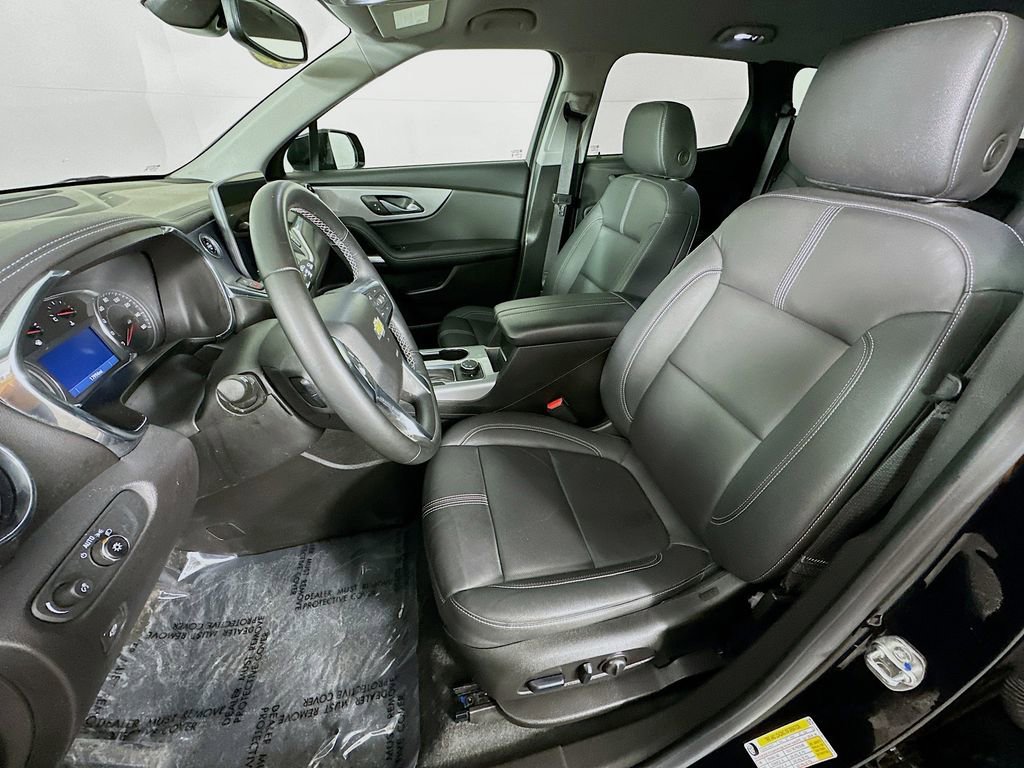 Used 2024 Chevrolet Blazer LT w/ Midnight/Sport Edition image 28