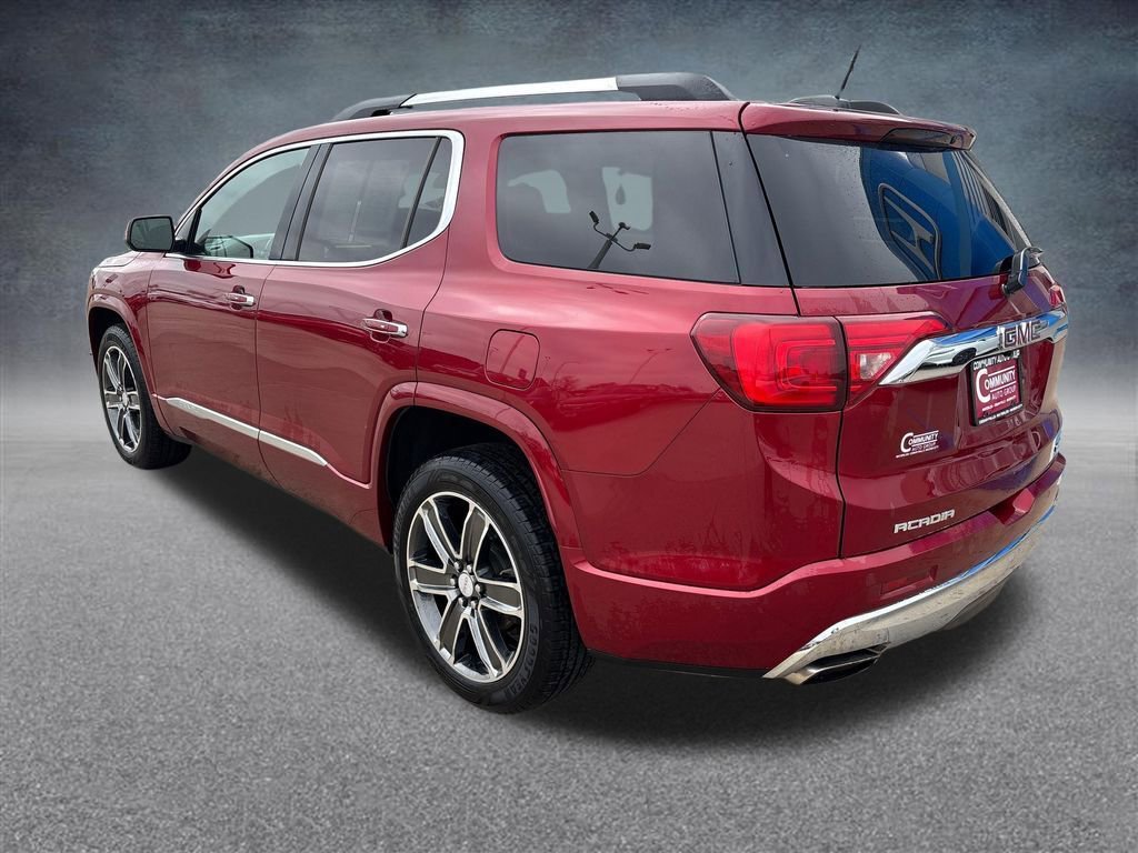 Used 2019 GMC Acadia Denali w/ Technology Package AWD/4WD image 3