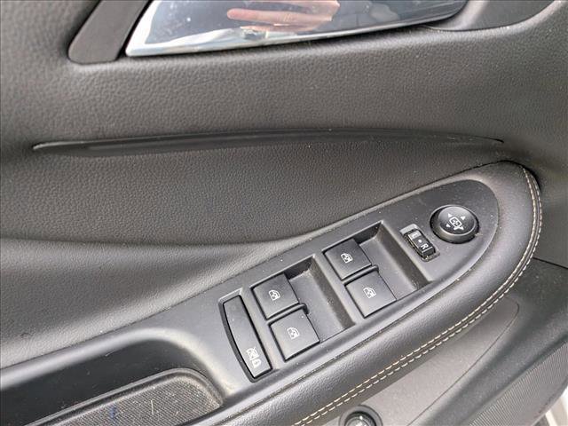 Used 2017 Buick Envision Essence image 9