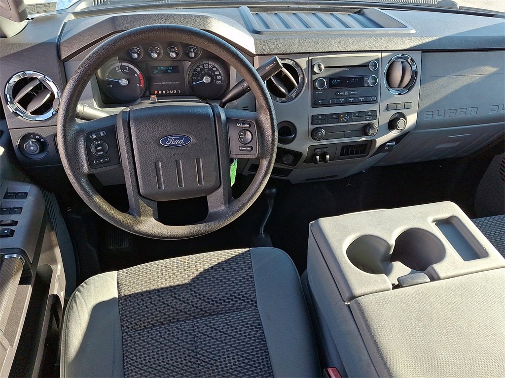 Used 2015 Ford F250 XLT image 2