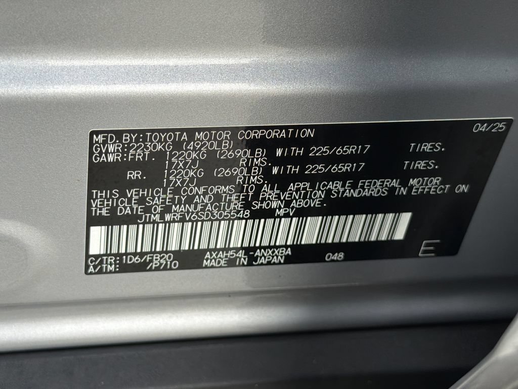 Used 2025 Toyota RAV4 LE AWD/4WD image 31