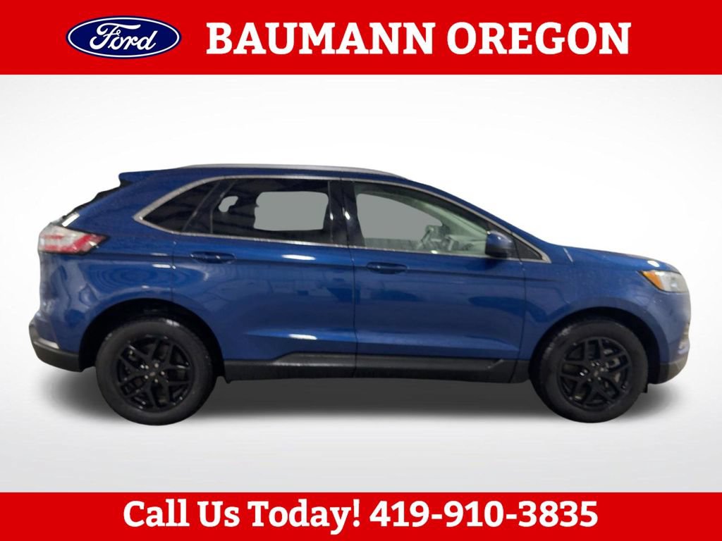 Used 2023 Ford Edge SEL w/ Convenience Package AWD/4WD image 4