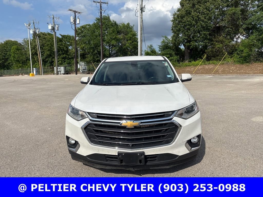 Used 2021 Chevrolet Traverse LT w/ LT Premium Package image 2