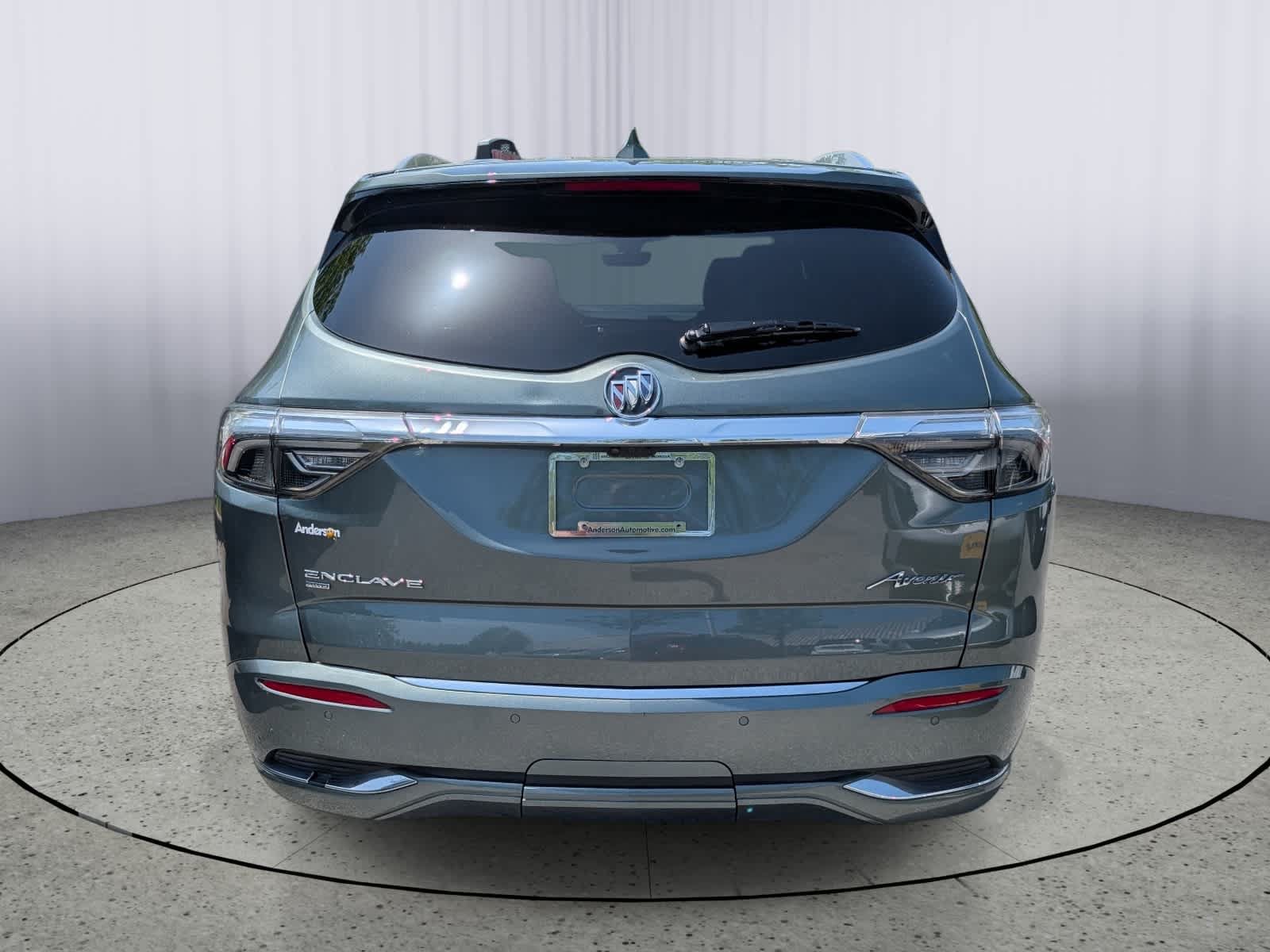 Certified 2022 Buick Enclave Avenir w/ Avenir Technology Package AWD/4WD image 4