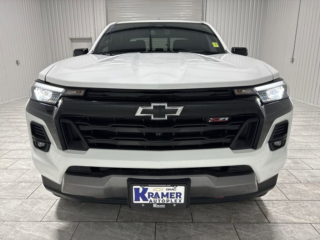 Used 2024 Chevrolet Colorado Z71 w/ Z71 Convenience Package 2 image 32
