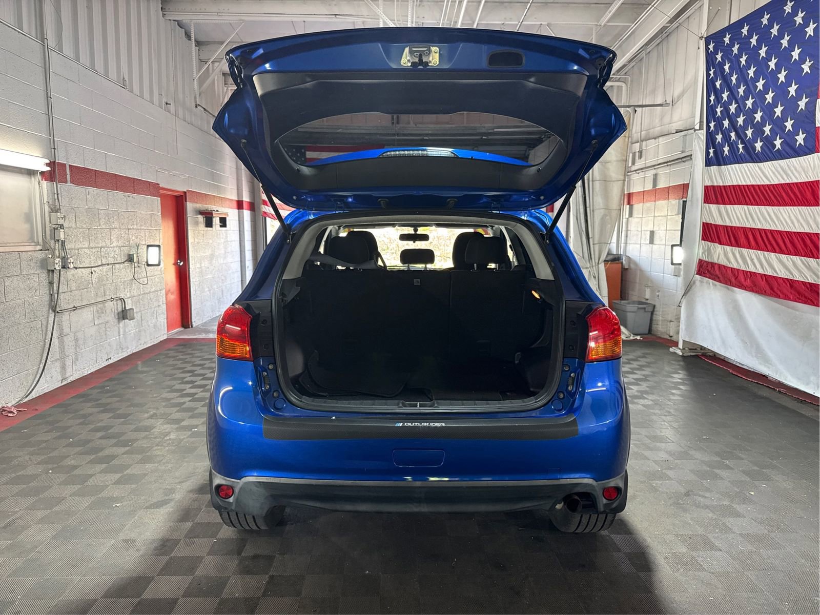 Used 2017 Mitsubishi Outlander Sport ES FWD image 11