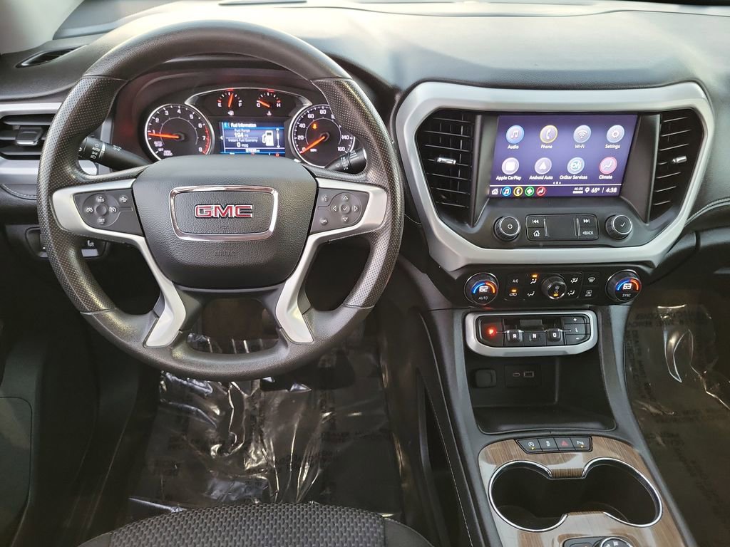 Used 2023 GMC Acadia SLE image 4